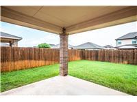 209 Reagor Dr, Taylor, TX 76574