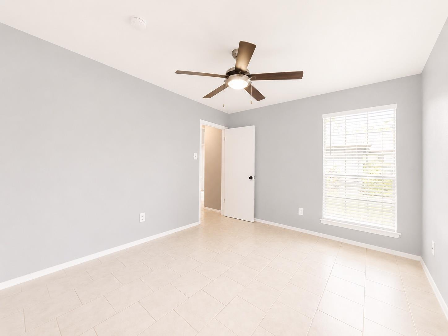 11908 Sunhillow Bnd # B, Austin, TX 78758