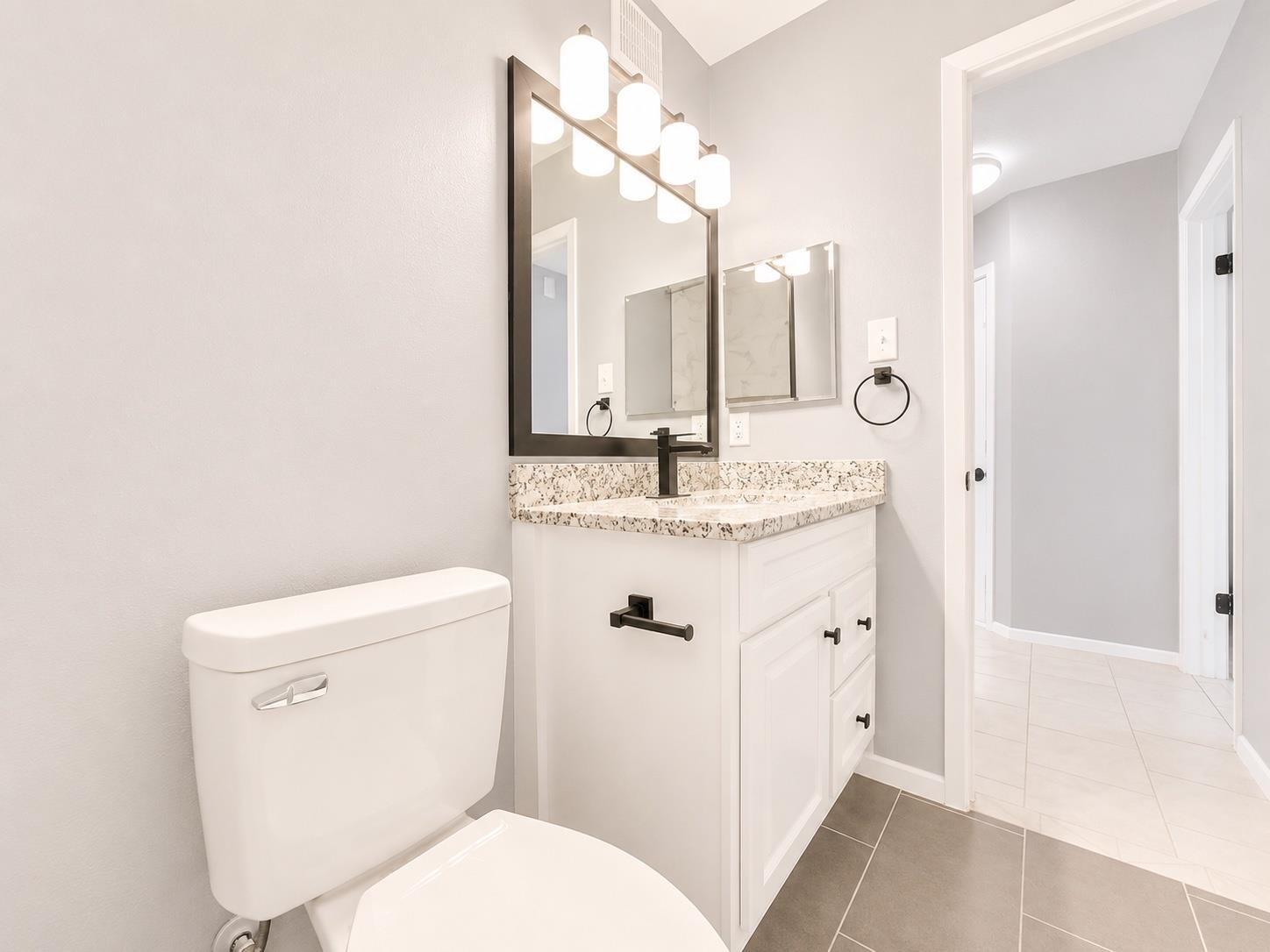 11908 Sunhillow Bnd # B, Austin, TX 78758