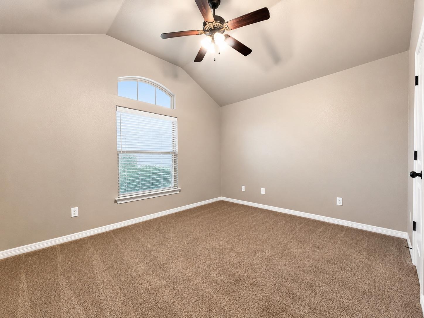 1812 Broken Shoe Trl, Temple, TX 76502