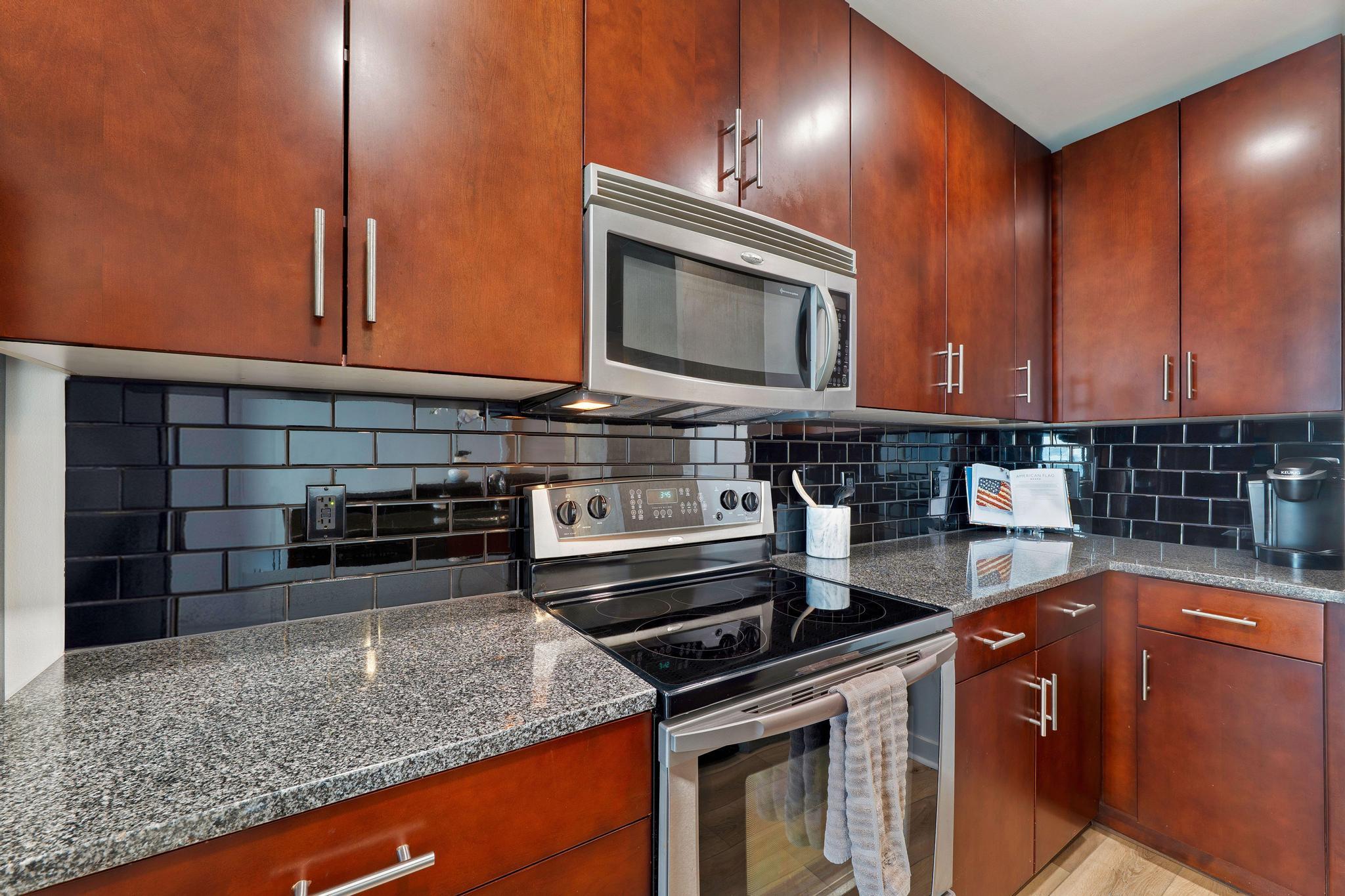360 Nueces St # 3506, Austin, TX 78701