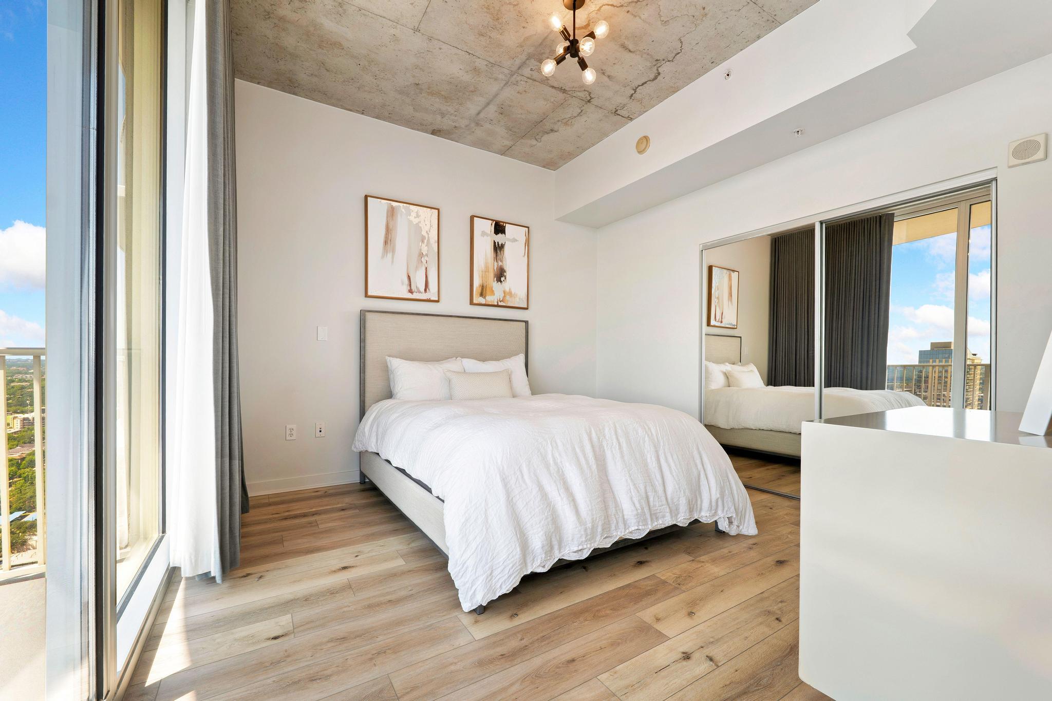 360 Nueces St # 3506, Austin, TX 78701