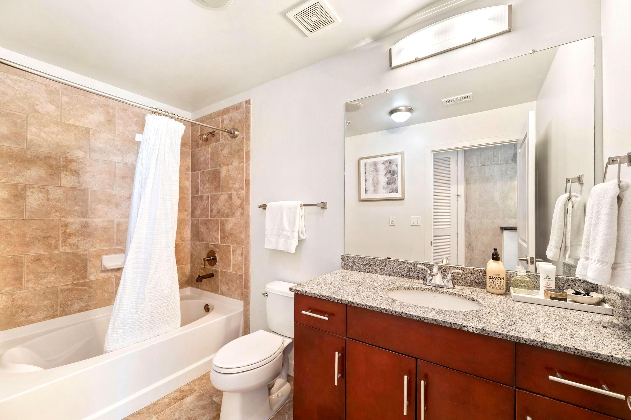 360 Nueces St # 3506, Austin, TX 78701