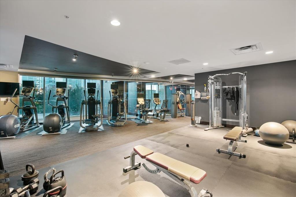 360 Nueces St # 3506, Austin, TX 78701