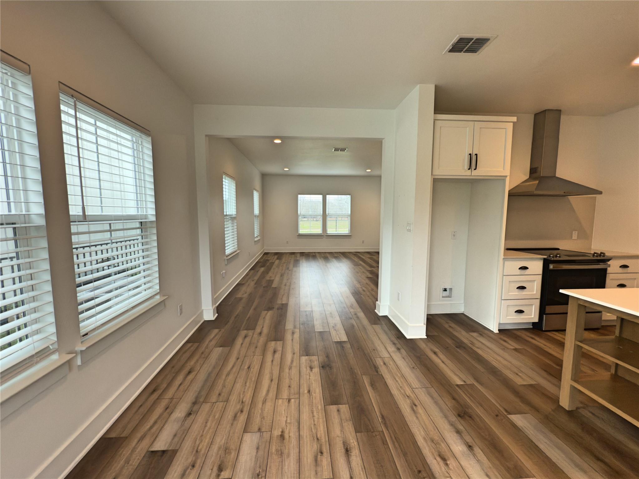 424 Stagecoach Trl, San Marcos, TX 78666