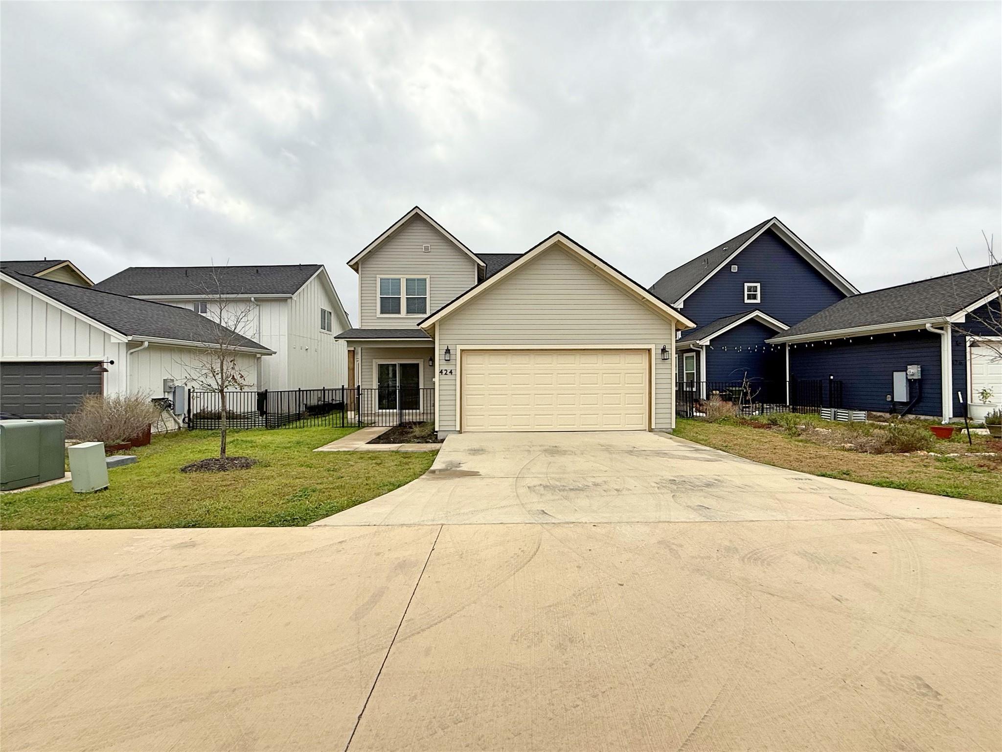 424 Stagecoach Trl, San Marcos, TX 78666