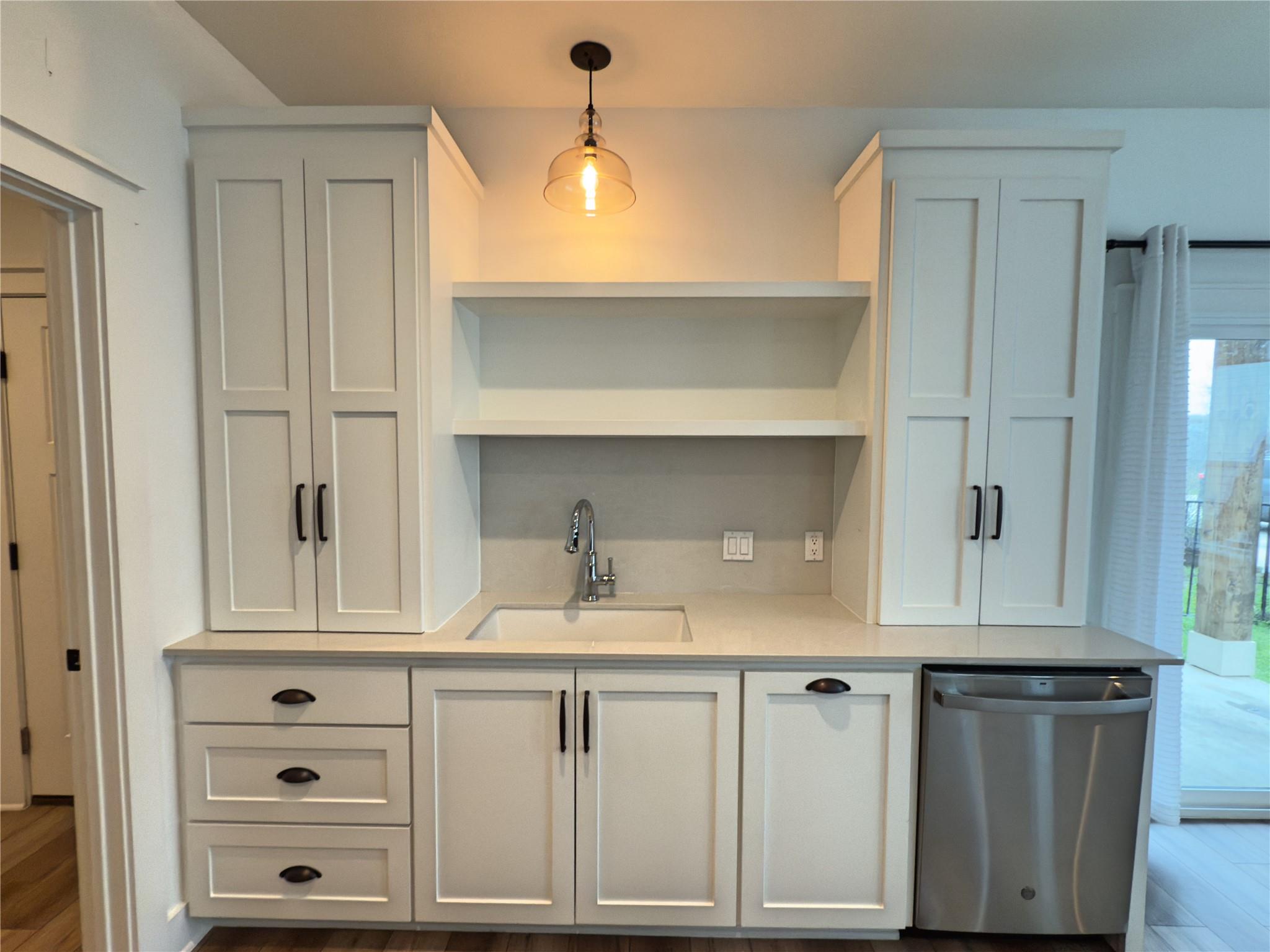 424 Stagecoach Trl, San Marcos, TX 78666