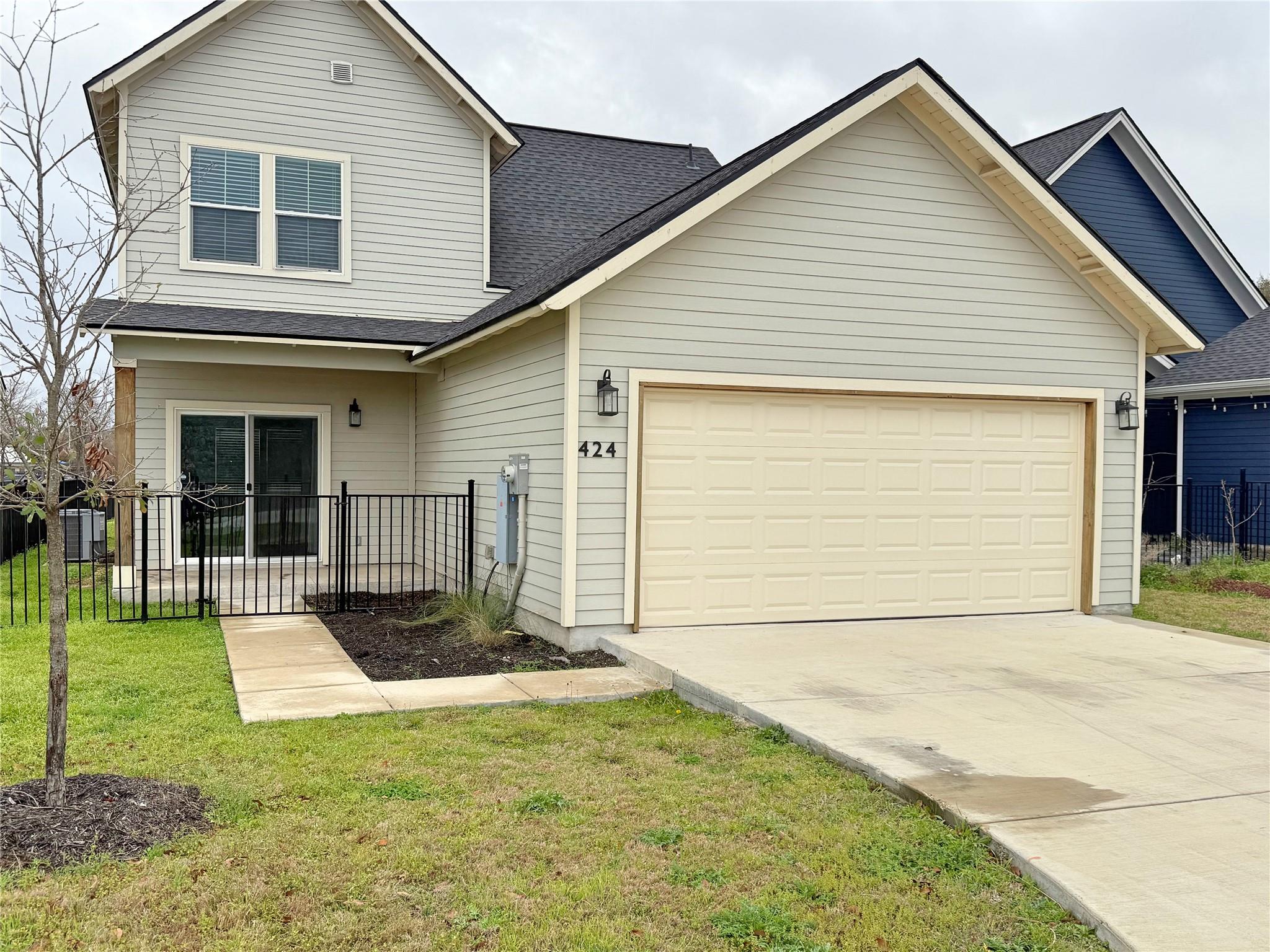 424 Stagecoach Trl, San Marcos, TX 78666