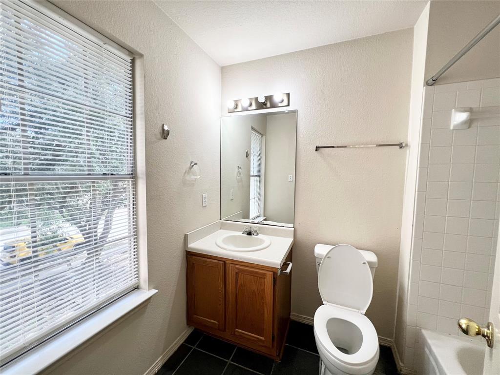 1157 Kentra Dr, Pflugerville, TX 78660