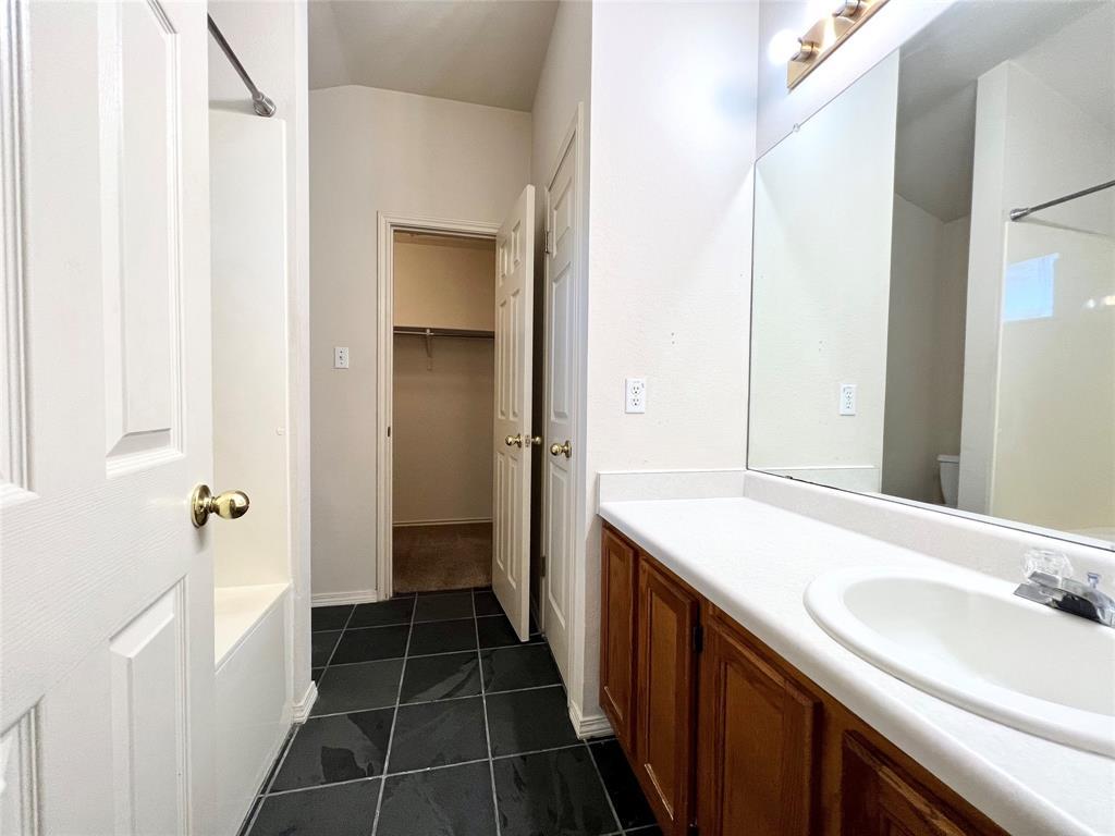 1157 Kentra Dr, Pflugerville, TX 78660