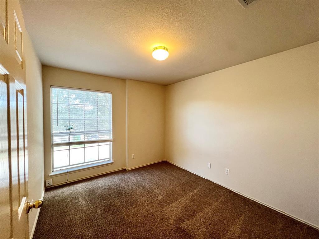1157 Kentra Dr, Pflugerville, TX 78660
