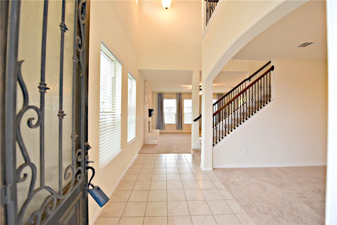 2445 Etta May Ln, Leander, TX 78641