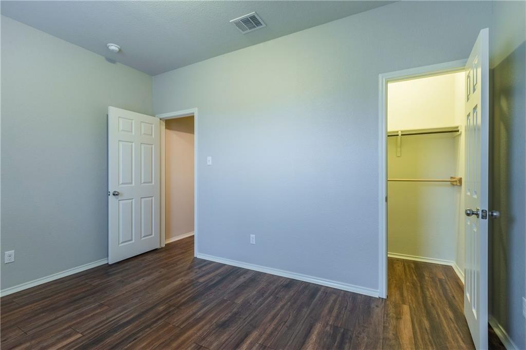 124 Thrasher Cv, Leander, TX 78641