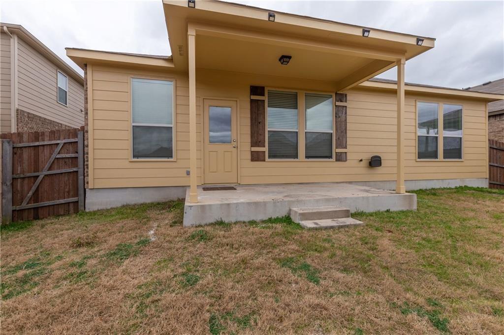 124 Thrasher Cv, Leander, TX 78641