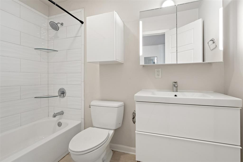 2404 Longview St # 105, Austin, TX 78705