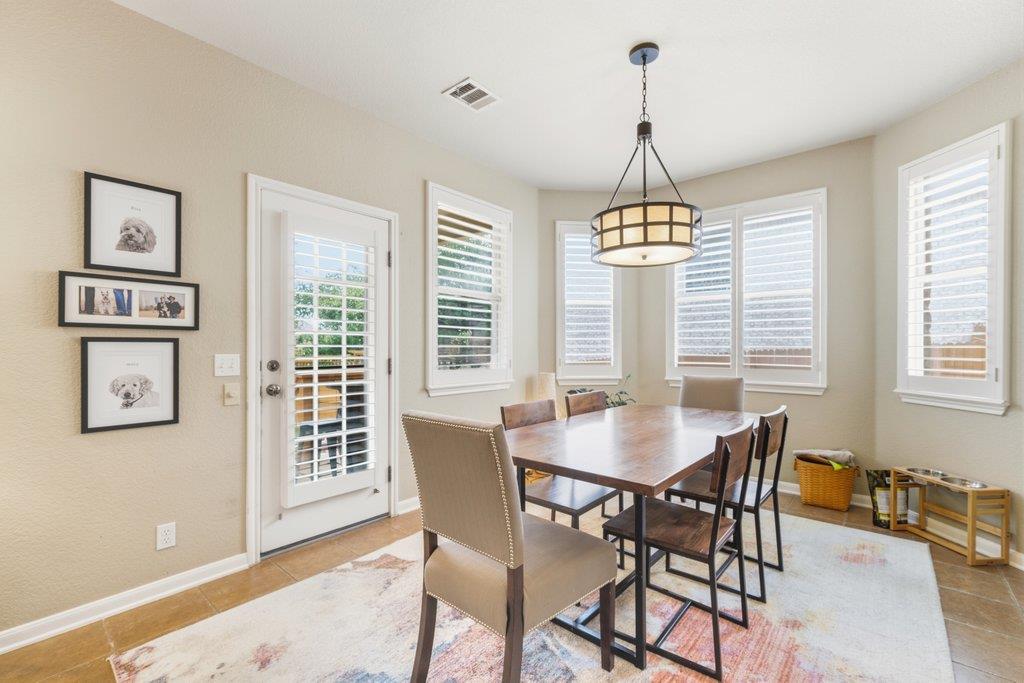 540 Manchester Ln, Austin, TX 78737