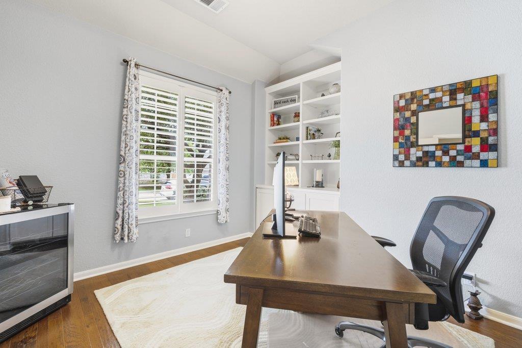 540 Manchester Ln, Austin, TX 78737
