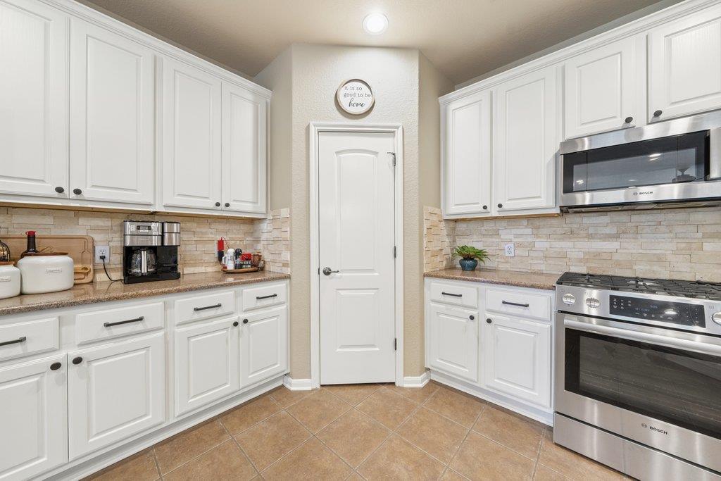 540 Manchester Ln, Austin, TX 78737