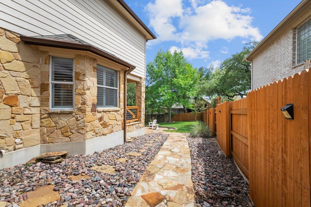 540 Manchester Ln, Austin, TX 78737
