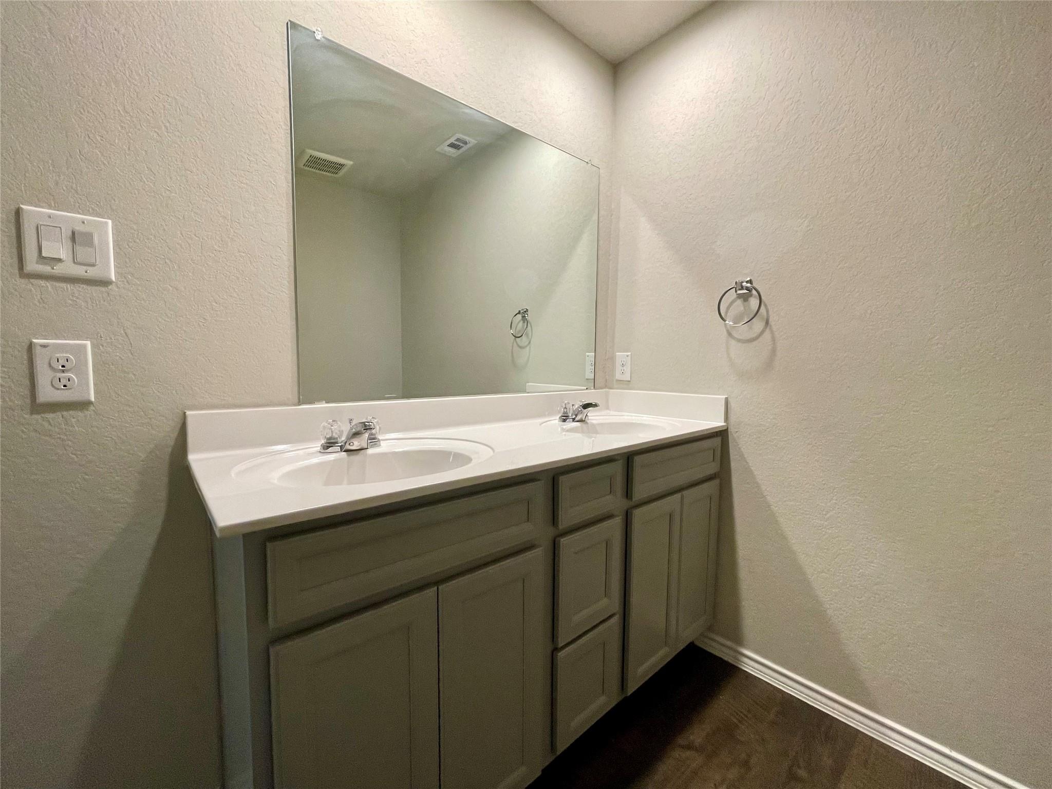 231 Valmet Dr, New Braunfels, TX 78130