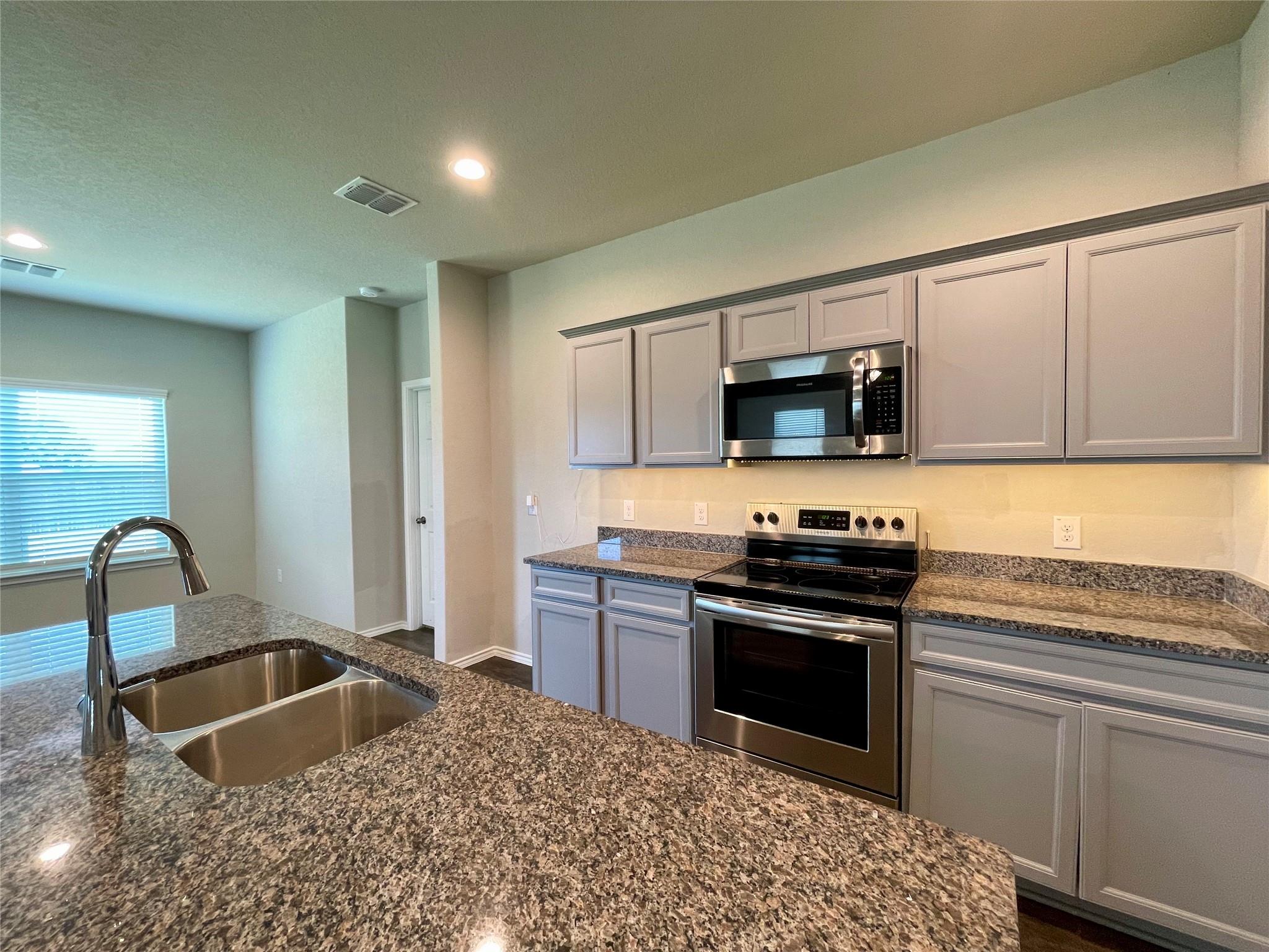 231 Valmet Dr, New Braunfels, TX 78130