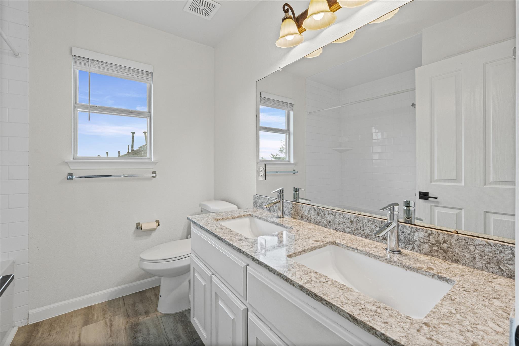 8820 Colberg Dr, Austin, TX 78749