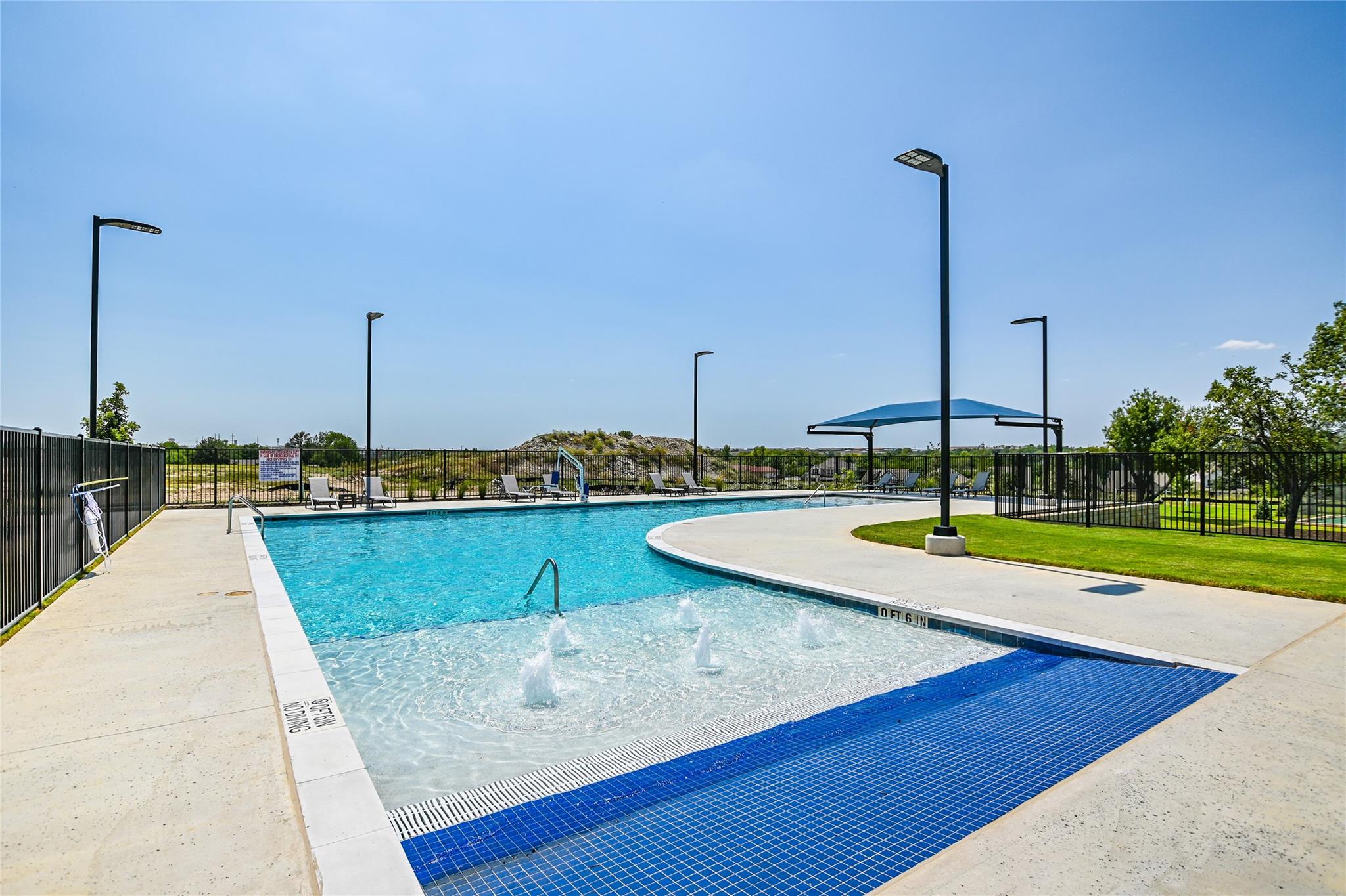 1432 Venus Cir # 4, Round Rock, TX 78664