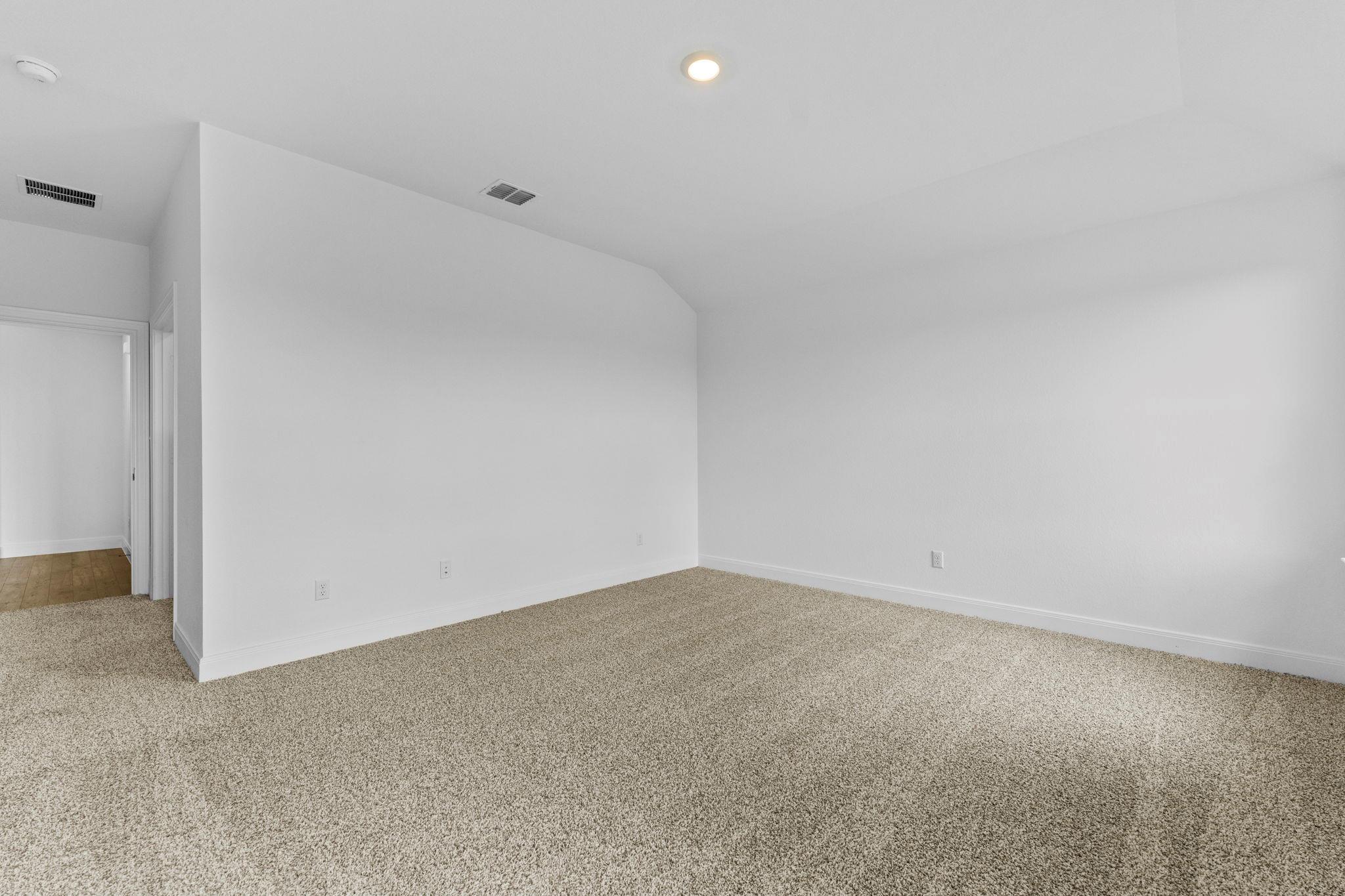 137 Union Pacific Dr, Cedar Creek, TX 78612