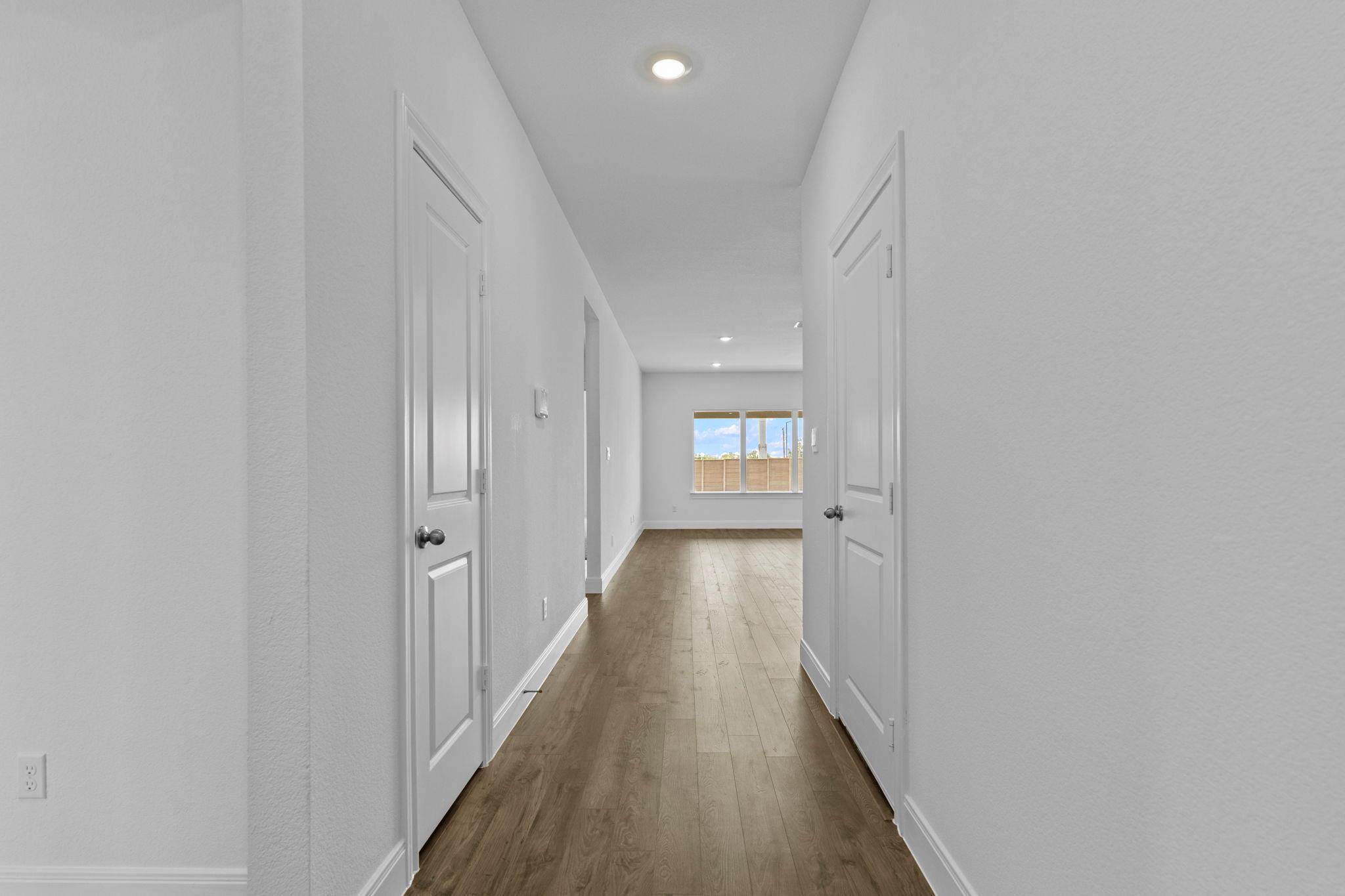137 Union Pacific Dr, Cedar Creek, TX 78612