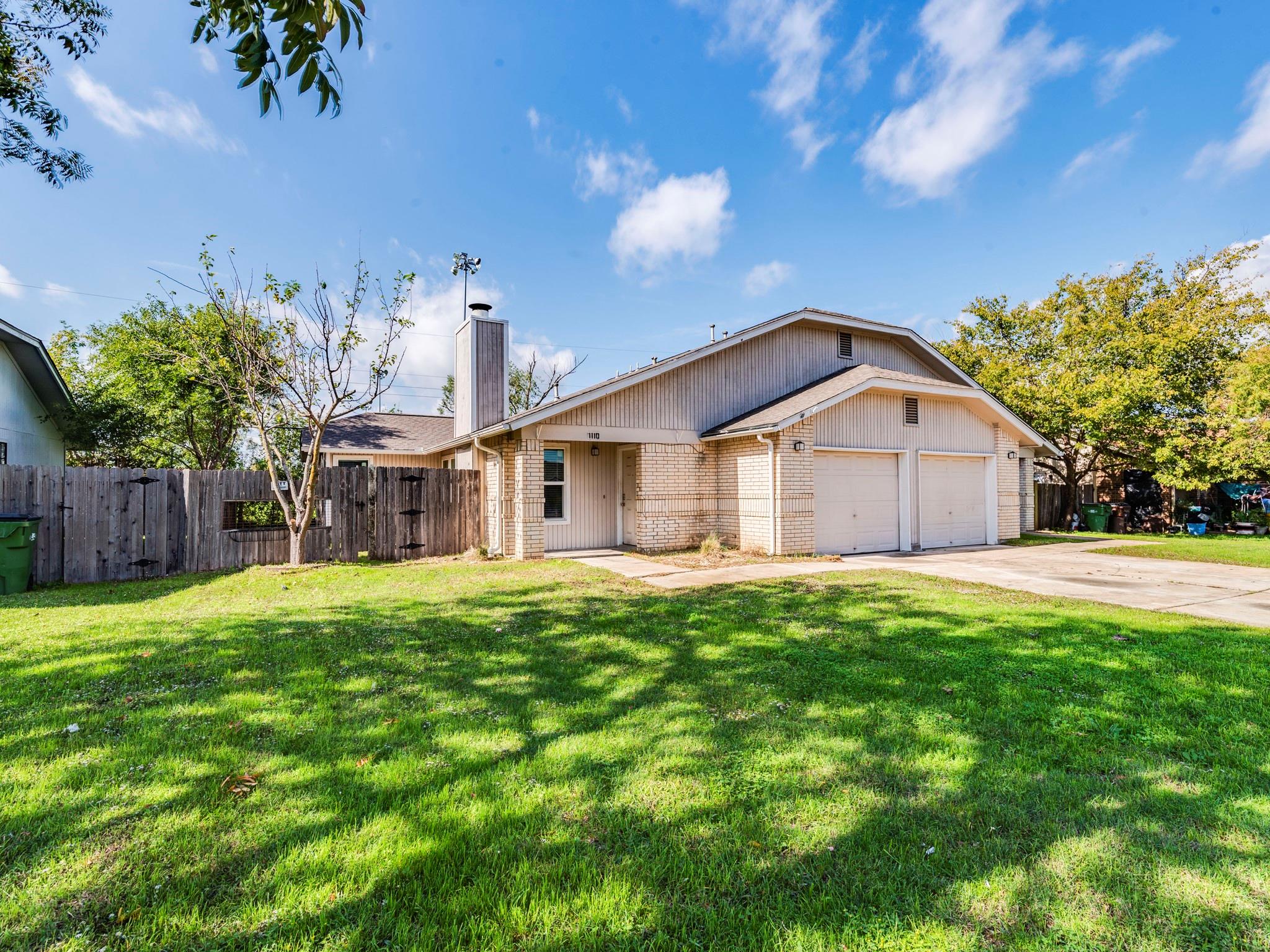 1110 Hyridge St, Round Rock, TX 78664
