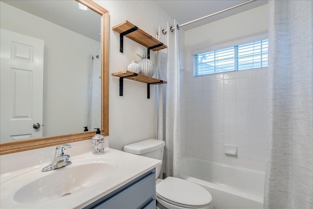 2912 Lynnbrook Dr, Austin, TX 78748