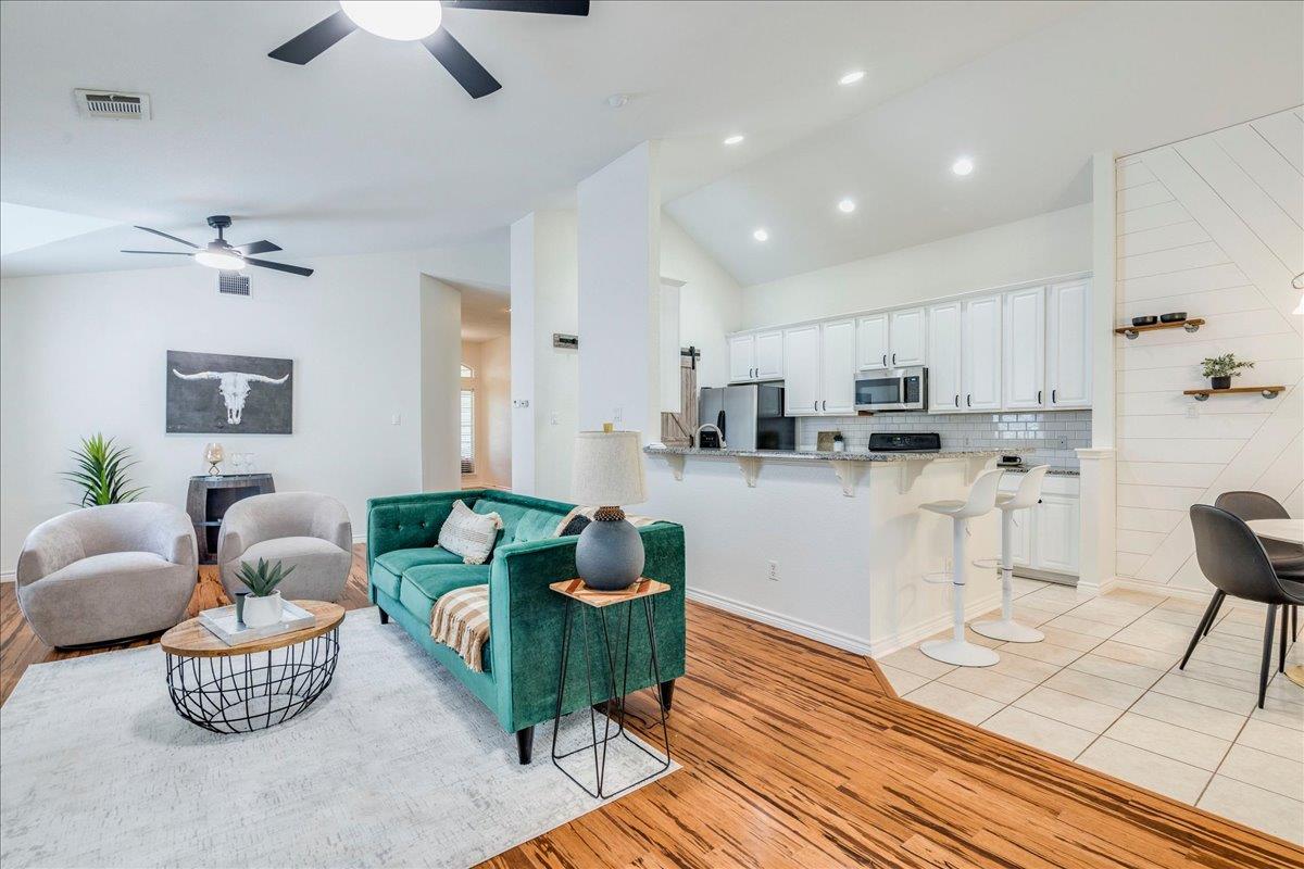 2912 Lynnbrook Dr, Austin, TX 78748
