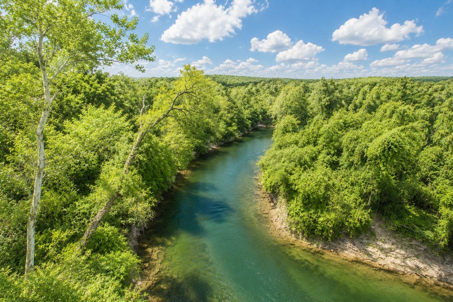 Luling, TX 78648