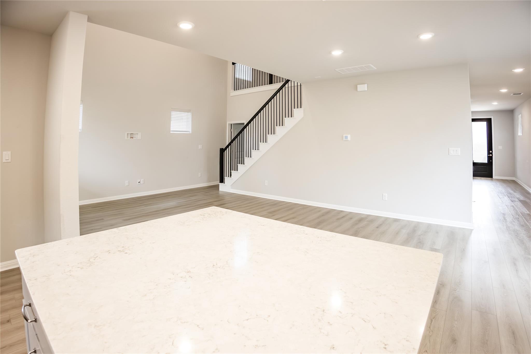 120 Baron Von Gator Dr, San Marcos, TX 78666