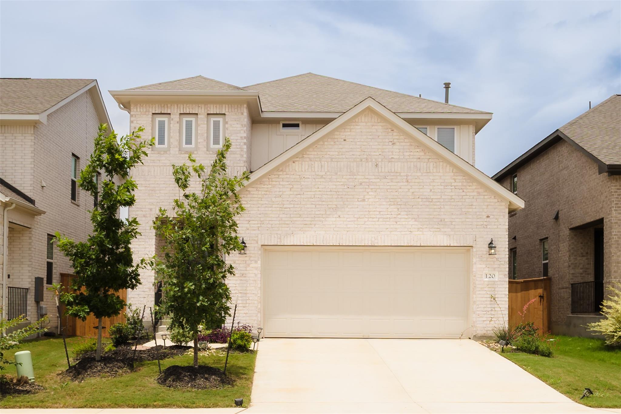 120 Baron Von Gator Dr, San Marcos, TX 78666