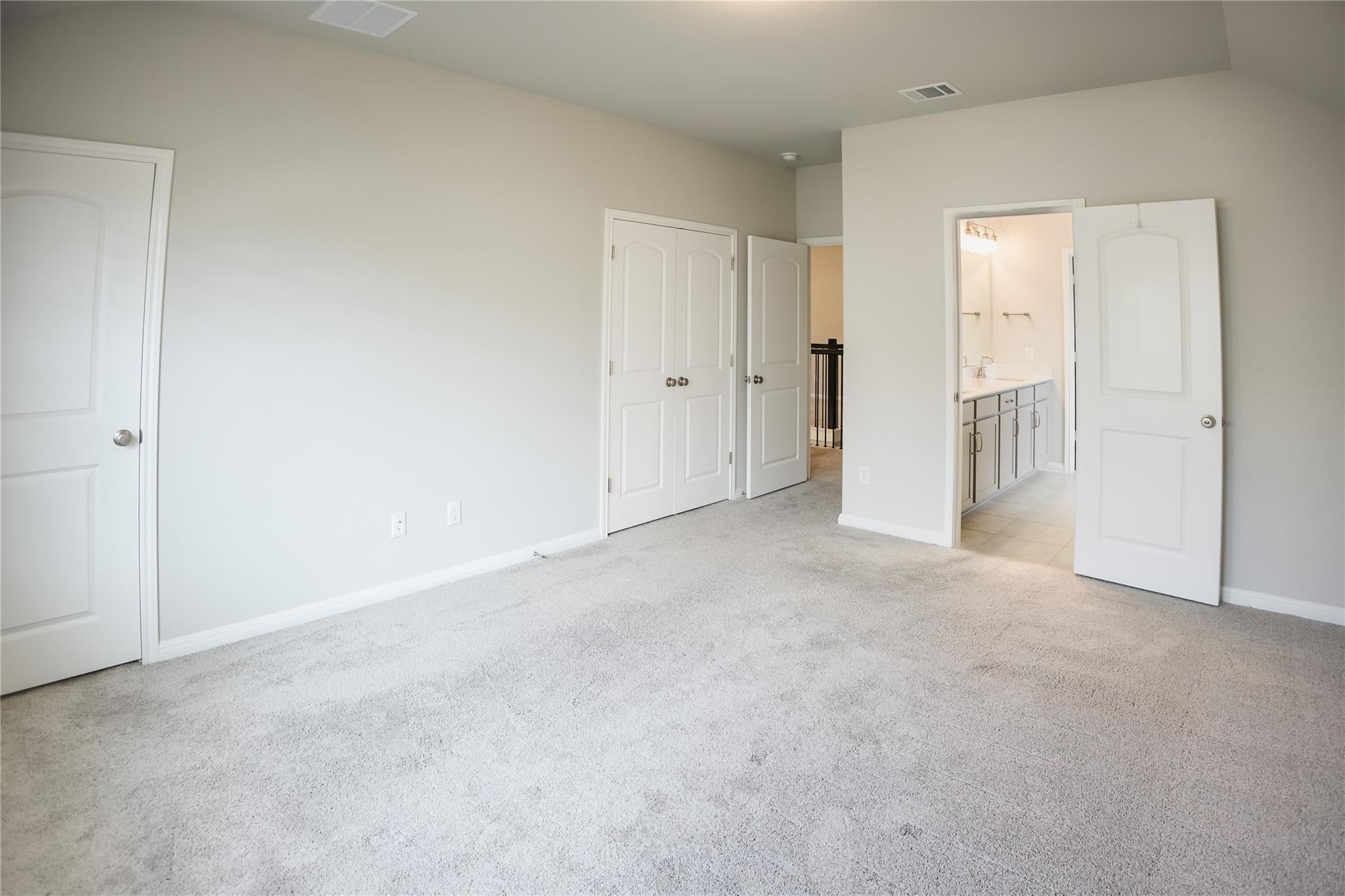 120 Baron Von Gator Dr, San Marcos, TX 78666