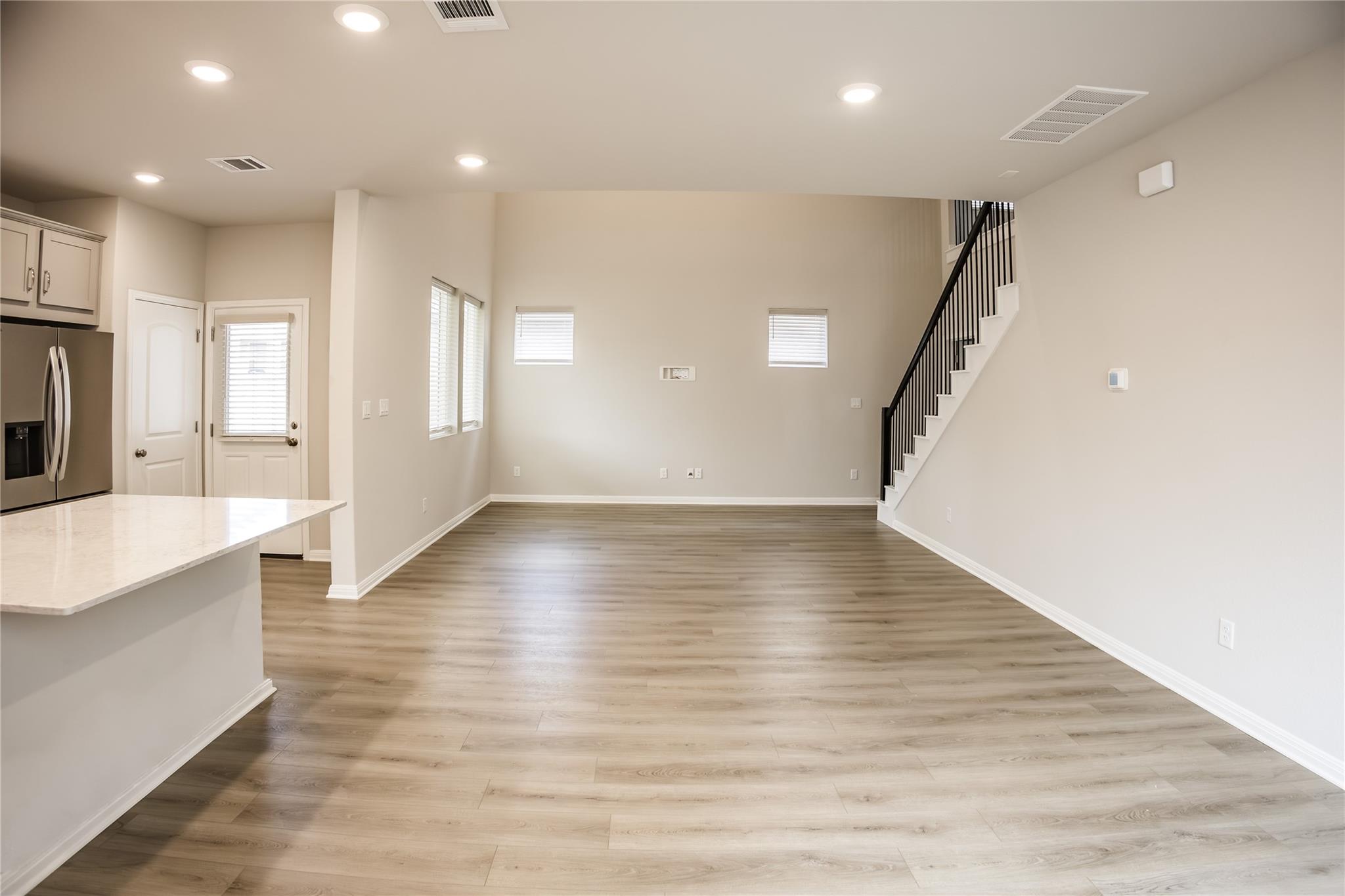 120 Baron Von Gator Dr, San Marcos, TX 78666