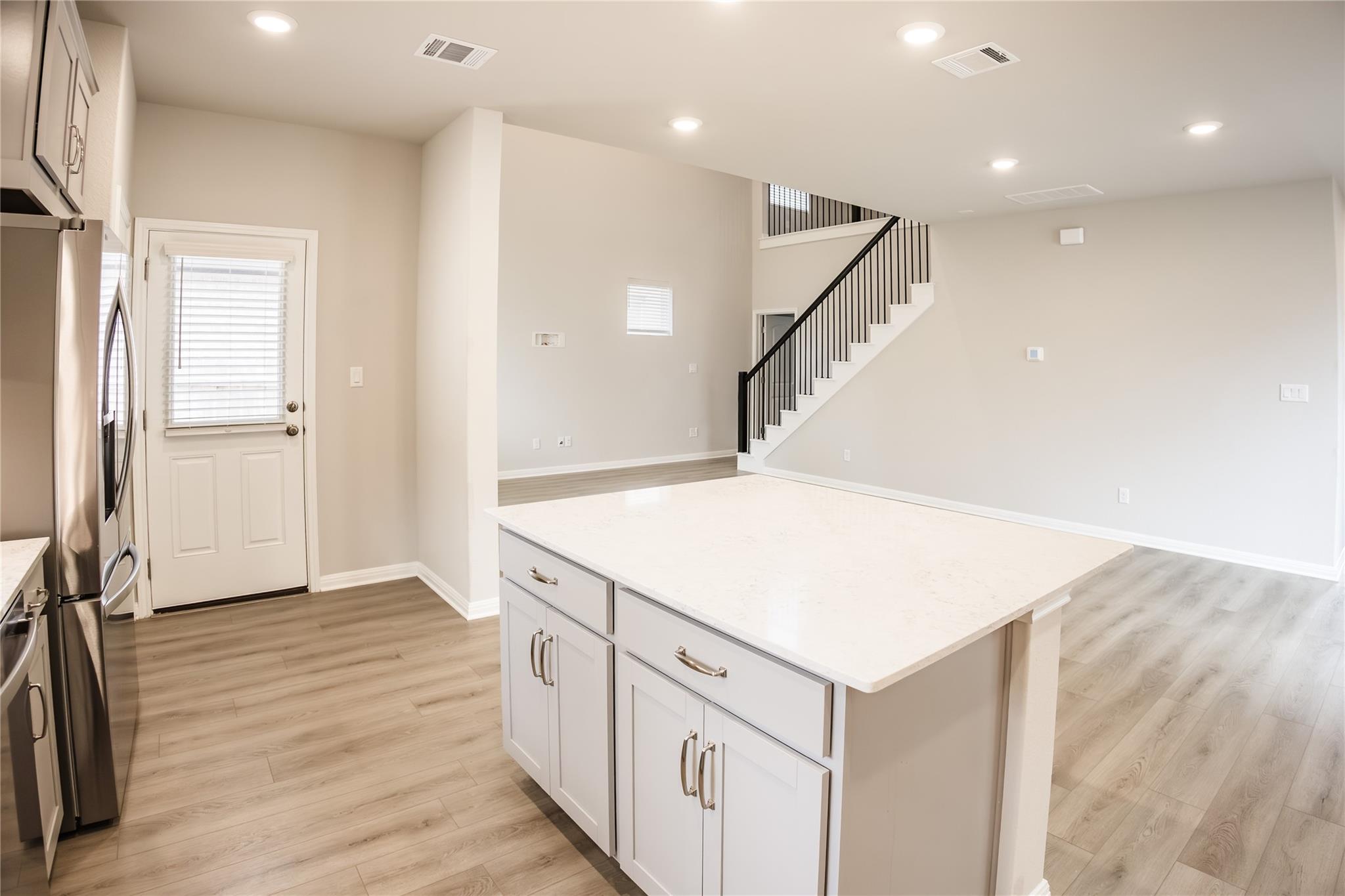 120 Baron Von Gator Dr, San Marcos, TX 78666