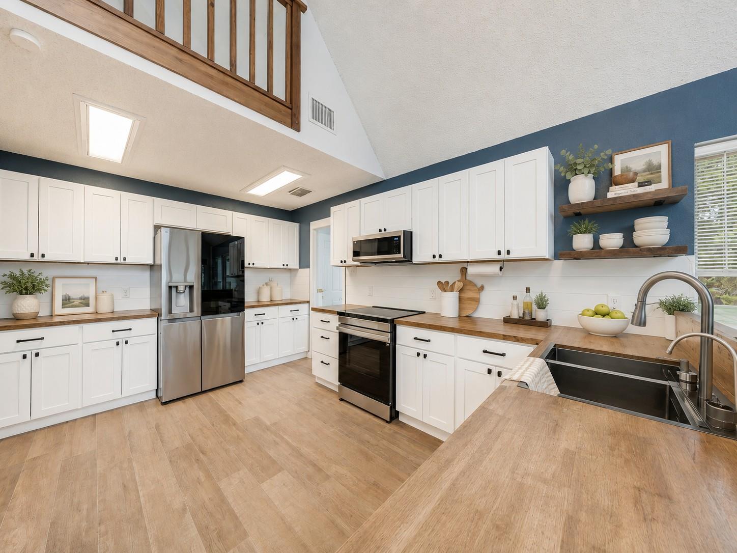 373 Treasure Hills Rd, Kerrville, TX 78028