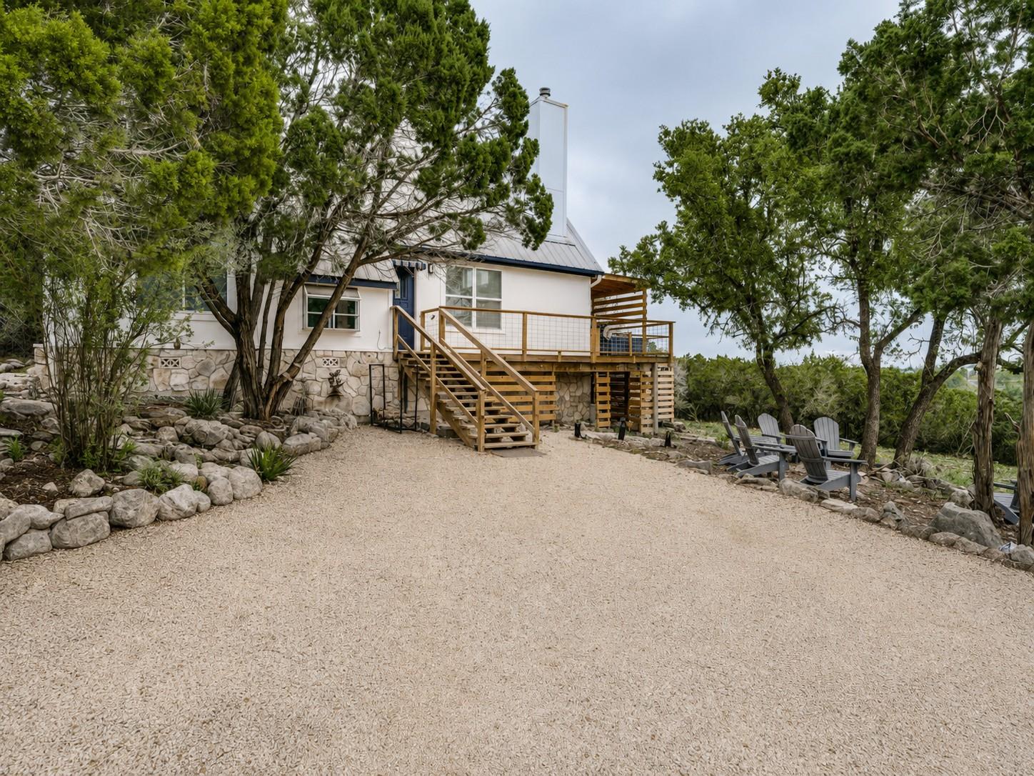373 Treasure Hills Rd, Kerrville, TX 78028