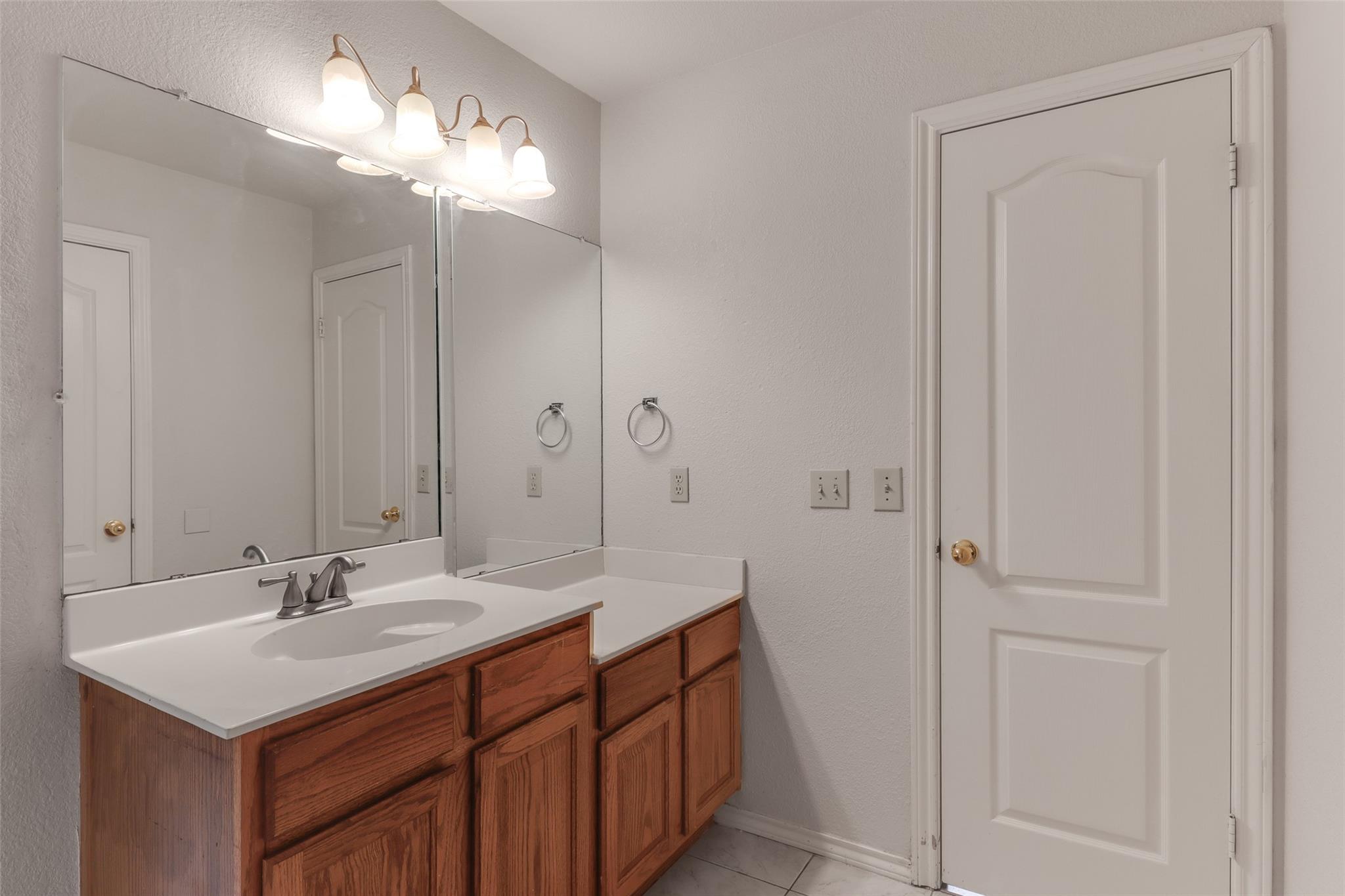 1204 Stepp Bnd, Cedar Park, TX 78613