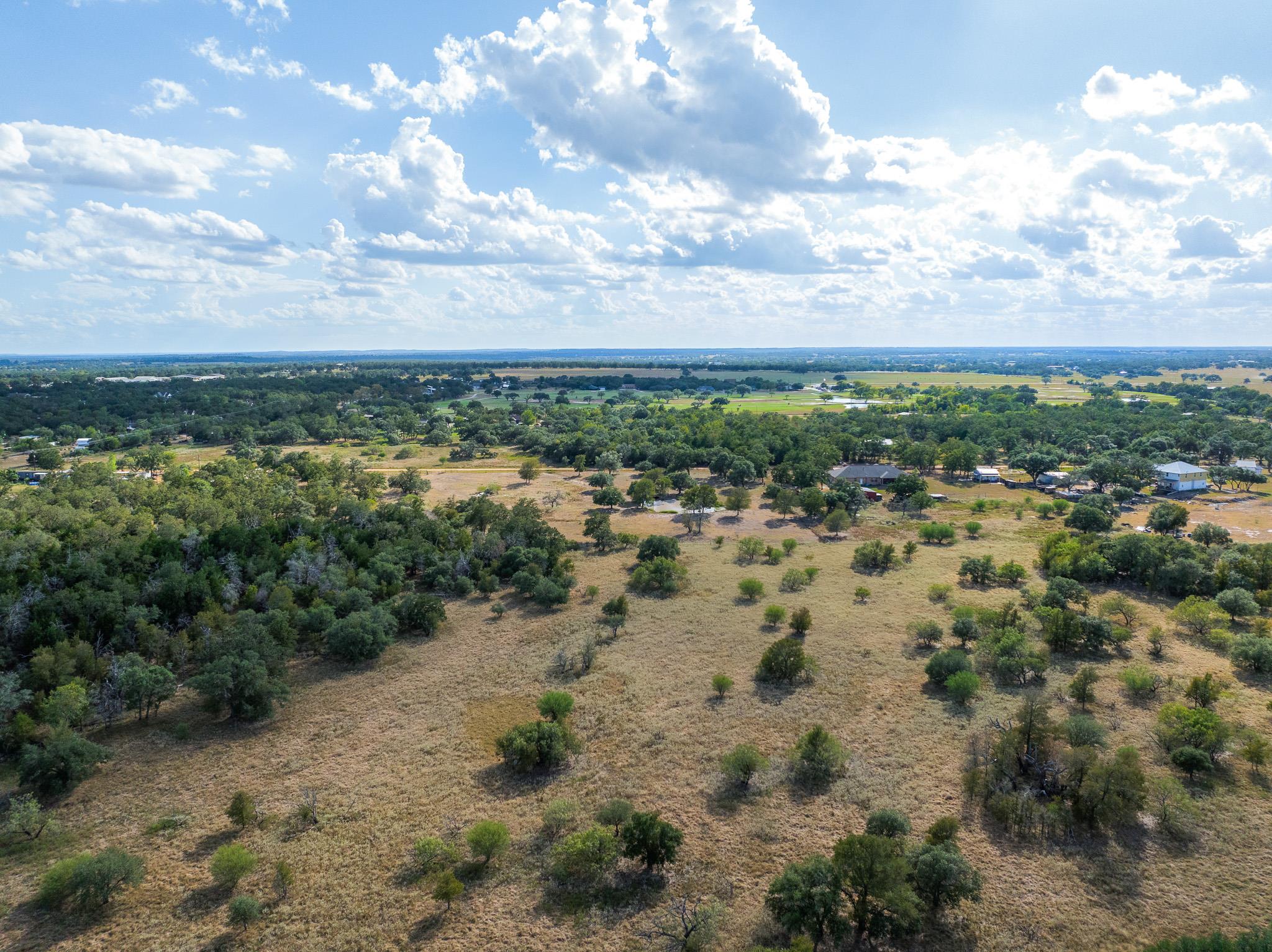 1102 Private Road 2332, Giddings, TX 78942