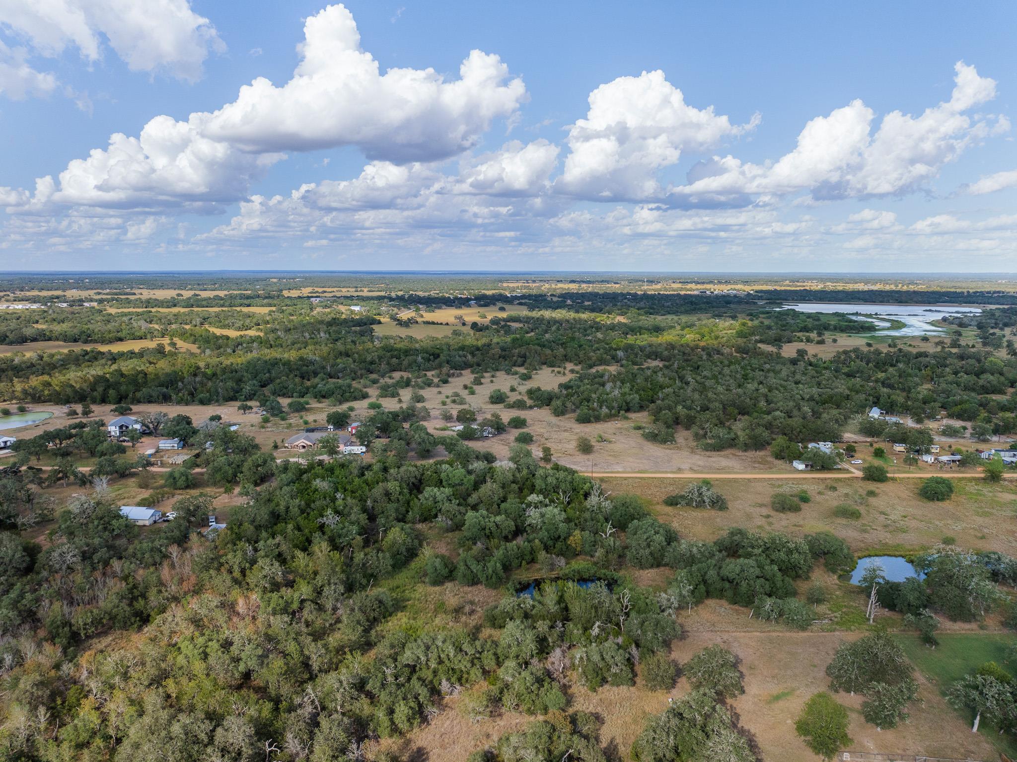 1102 Private Road 2332, Giddings, TX 78942