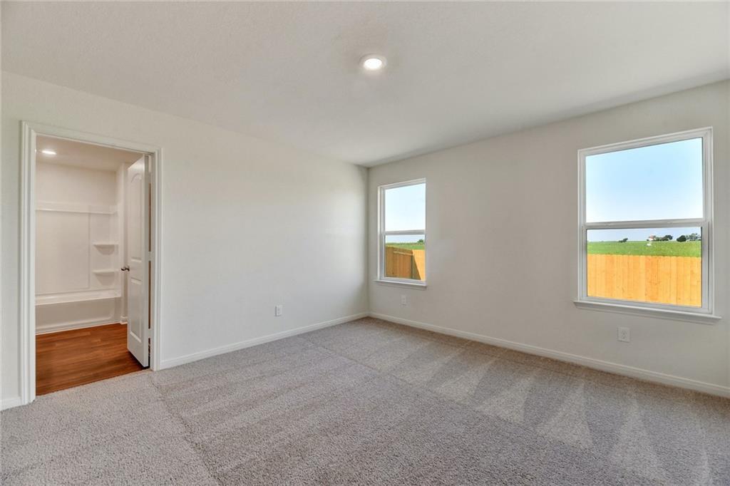 133 Dupont Pass, Jarrell, TX 76537