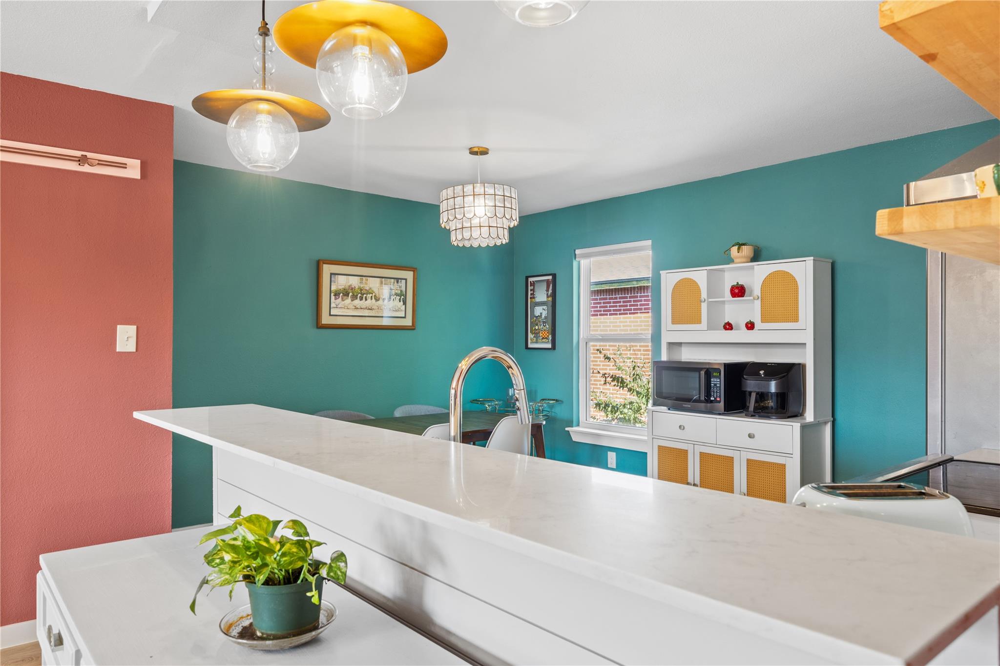 8605 Putnam Dr # 202, Austin, TX 78757