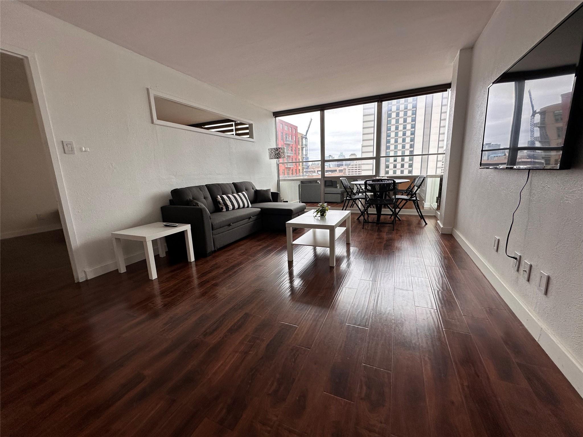 1800 Lavaca St # A702, Austin, TX 78701