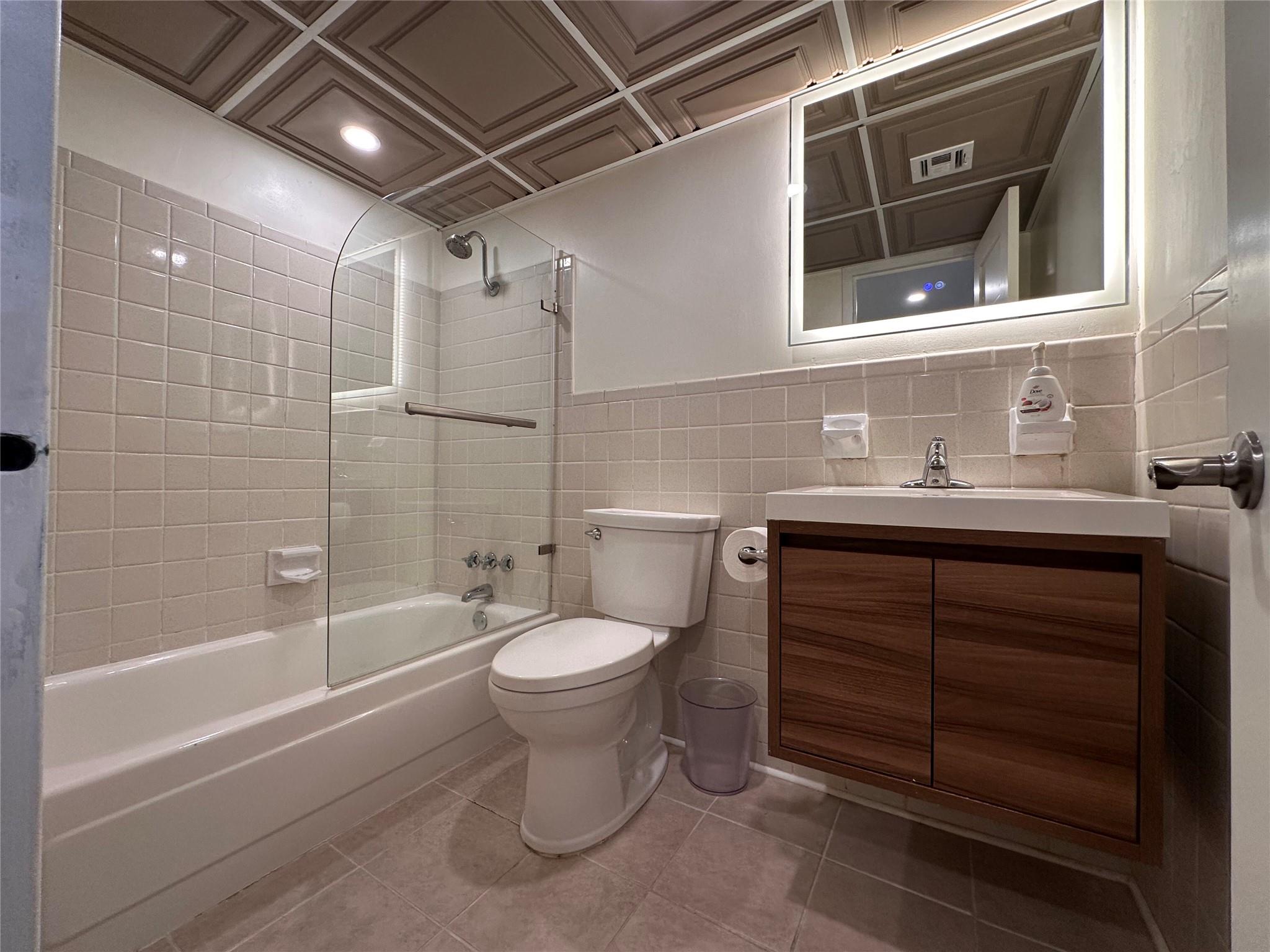 1800 Lavaca St # A702, Austin, TX 78701