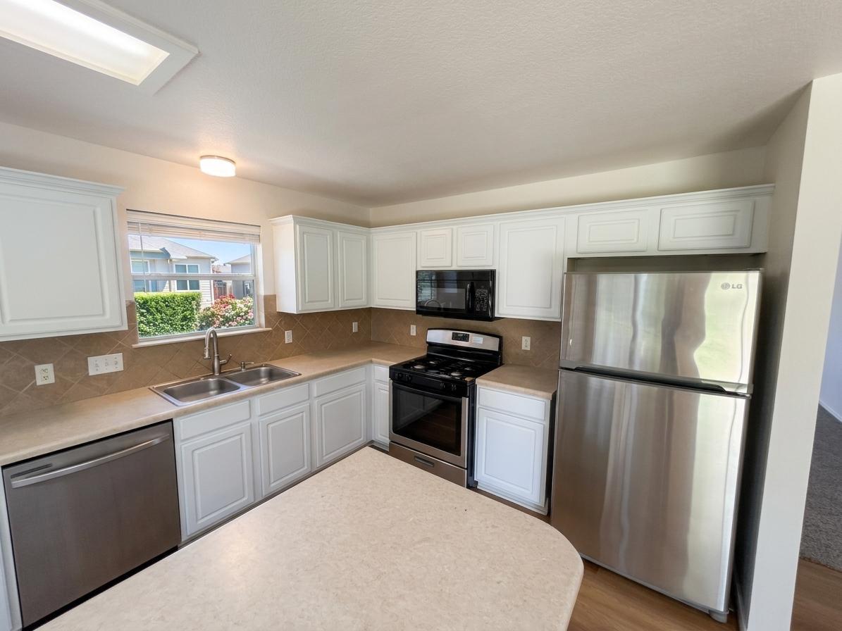 909 Settlement Cv, Cedar Park, TX 78613