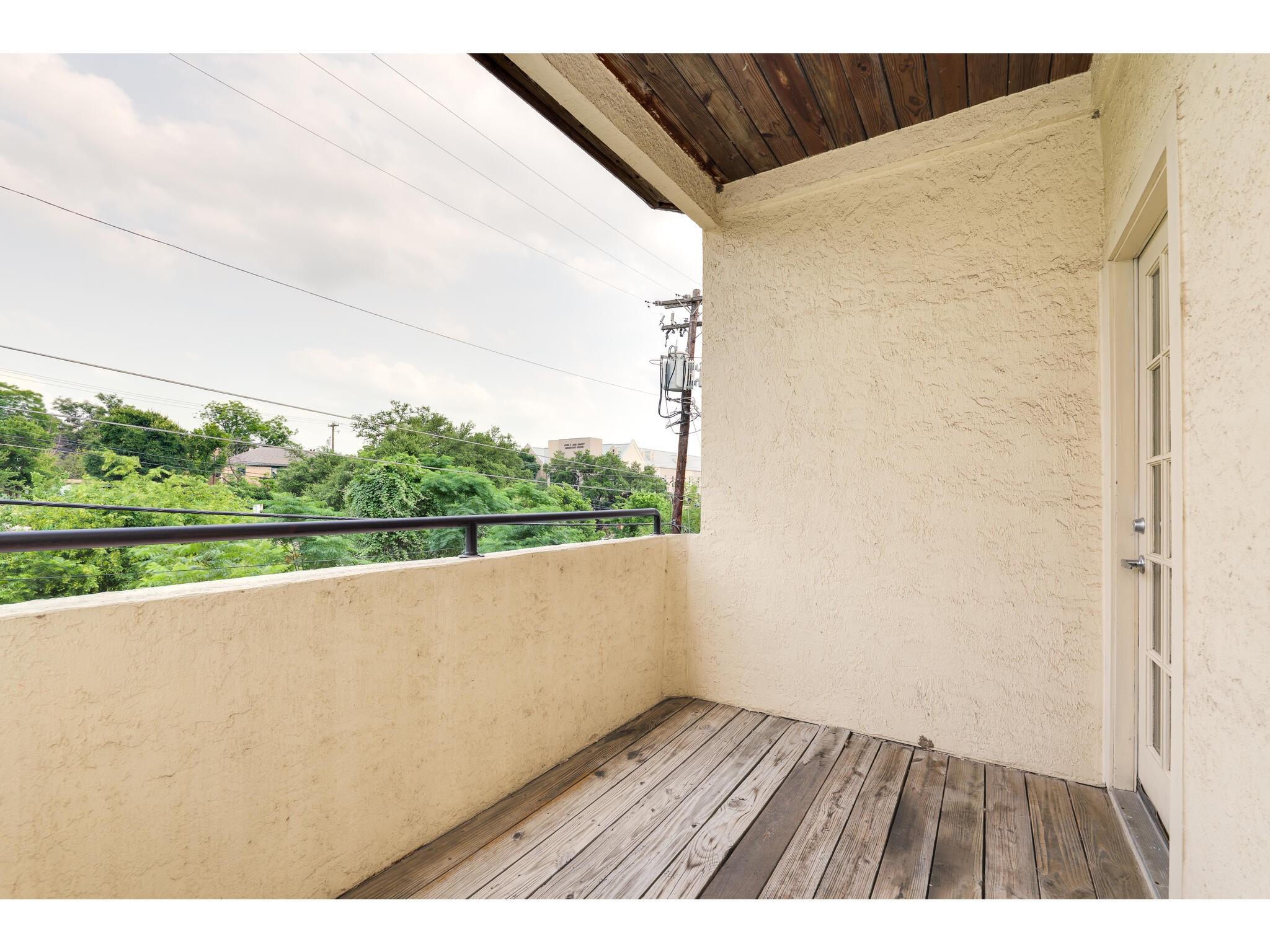 3001 Cedar St # A-215, Austin, TX 78705
