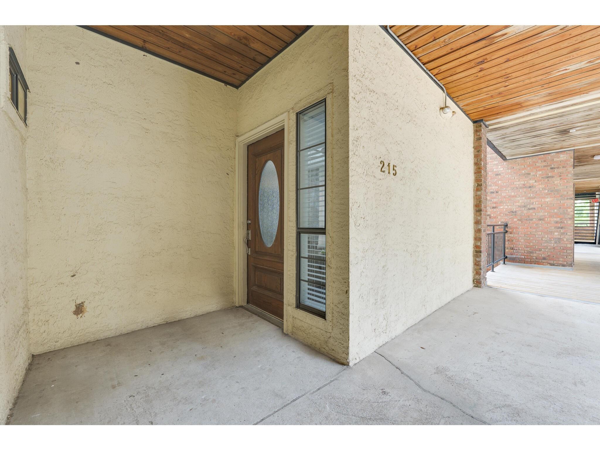 3001 Cedar St # A-215, Austin, TX 78705